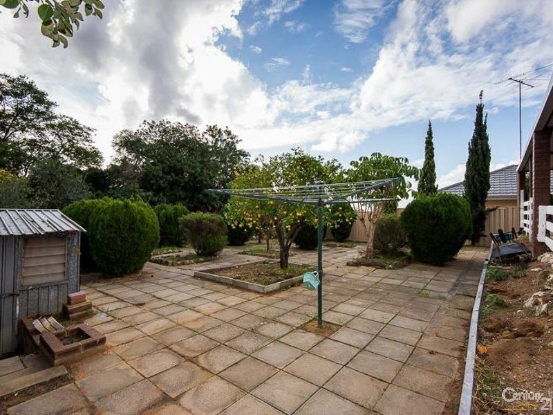 38 Woodley Way, Parmelia WA 6167