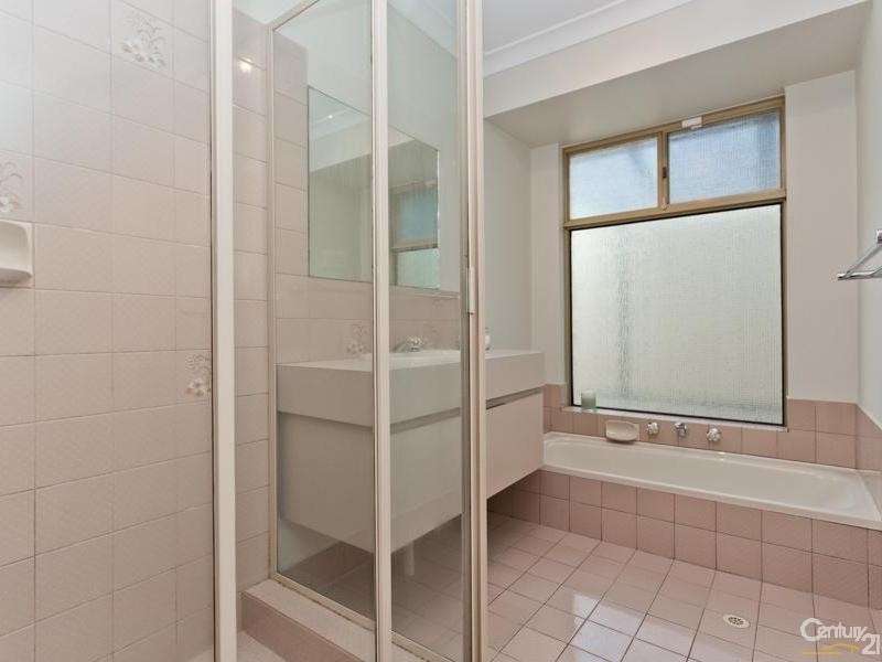 4 Gledhill Way, Leeming WA 6149