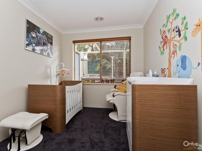 4 Gledhill Way, Leeming WA 6149