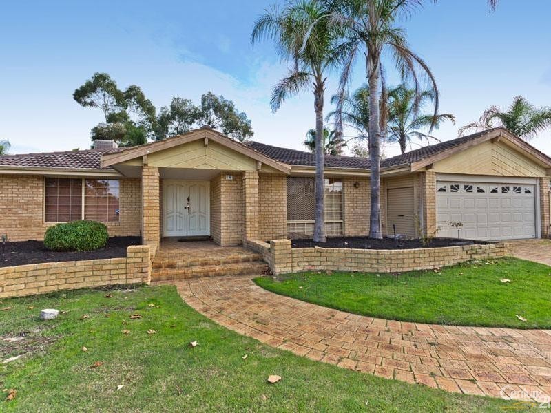 4 Gledhill Way, Leeming WA 6149