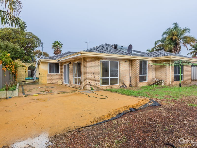 10 Lind Court, Quinns Rocks WA 6030