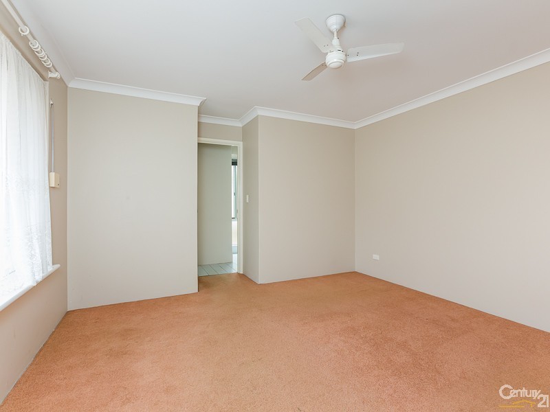 10 Lind Court, Quinns Rocks WA 6030