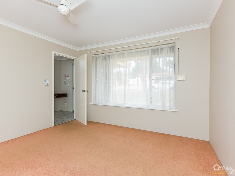 10 Lind Court, Quinns Rocks WA 6030