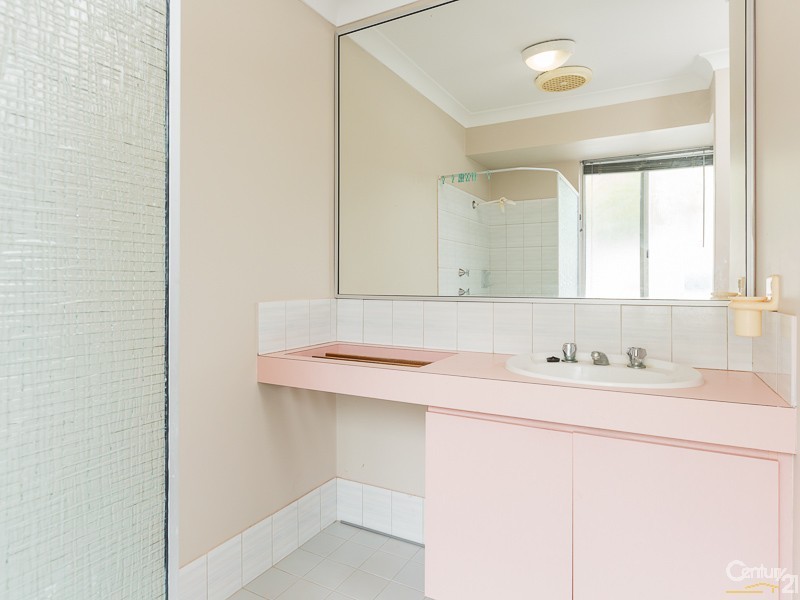 10 Lind Court, Quinns Rocks WA 6030