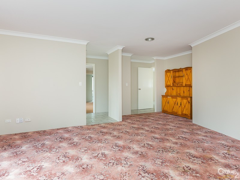 10 Lind Court, Quinns Rocks WA 6030