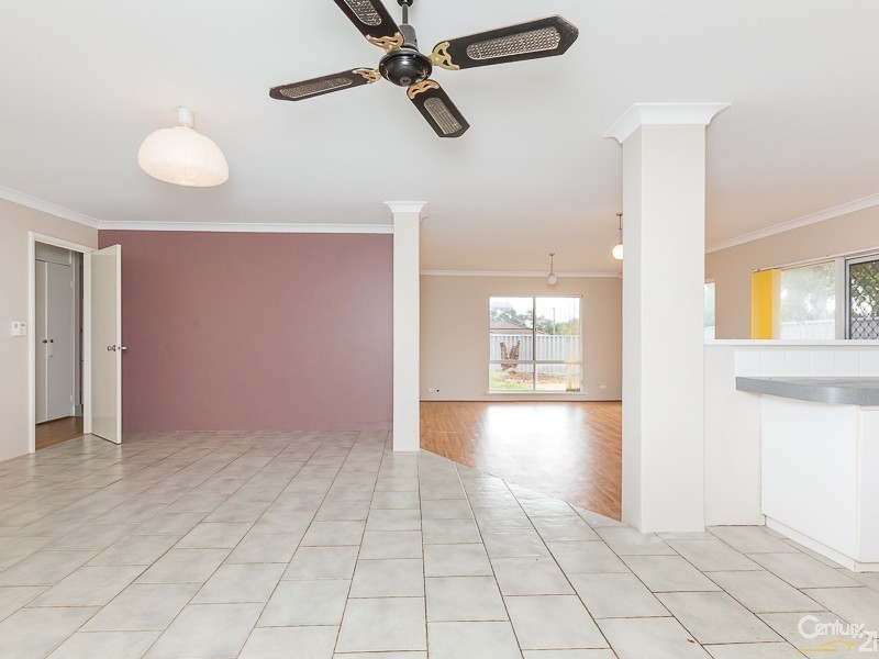 10 Lind Court, Quinns Rocks WA 6030