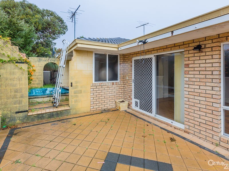 10 Lind Court, Quinns Rocks WA 6030