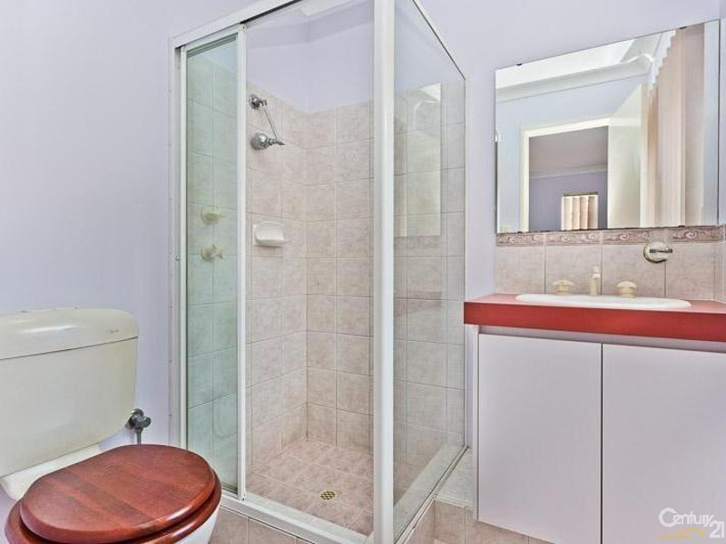 2 Rosebud Close, Huntingdale WA 6110