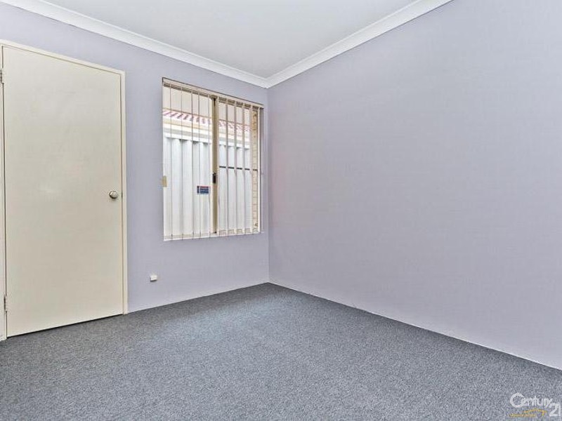 2 Rosebud Close, Huntingdale WA 6110