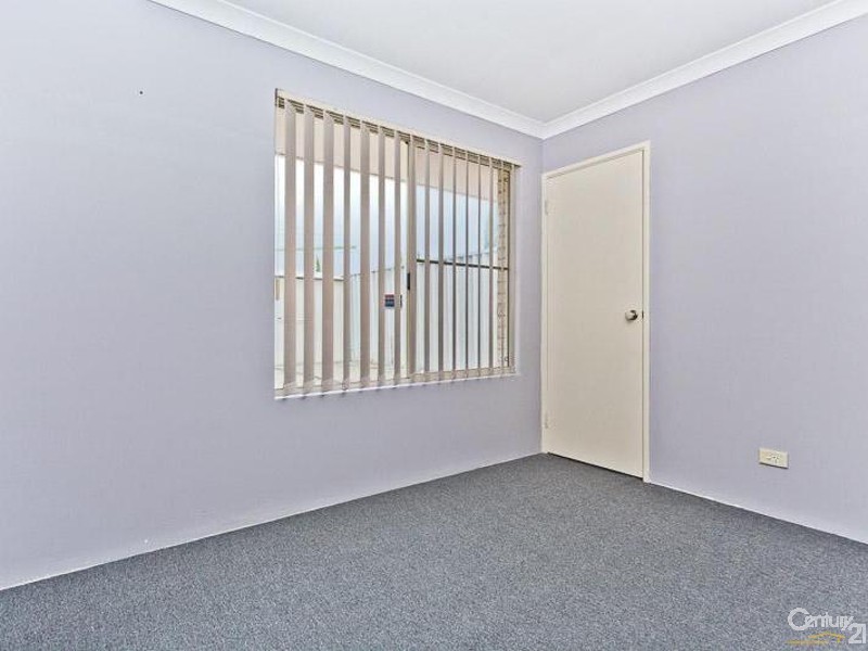 2 Rosebud Close, Huntingdale WA 6110