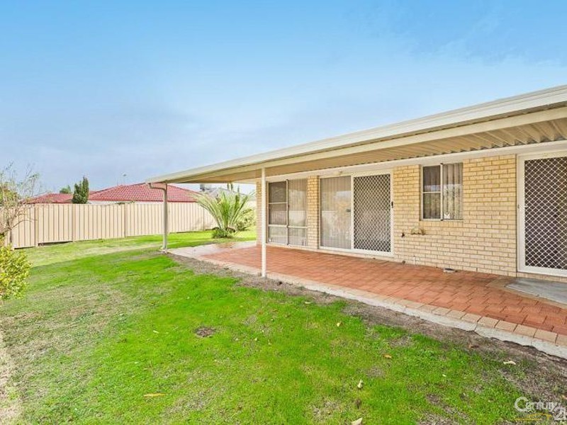 2 Rosebud Close, Huntingdale WA 6110