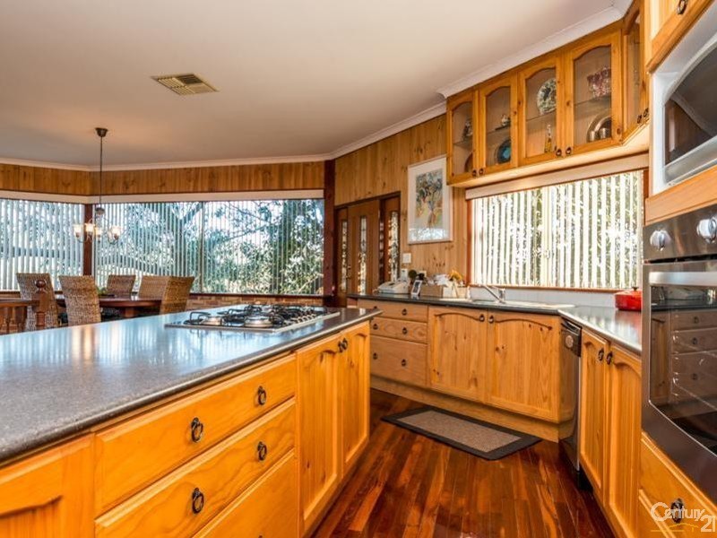 95 Roberts Road, Kelmscott WA 6111