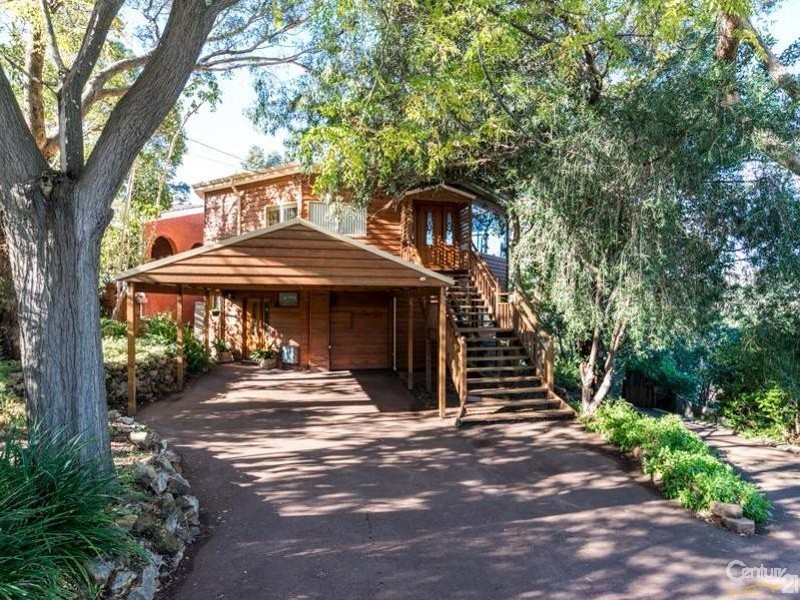 95 Roberts Road, Kelmscott WA 6111