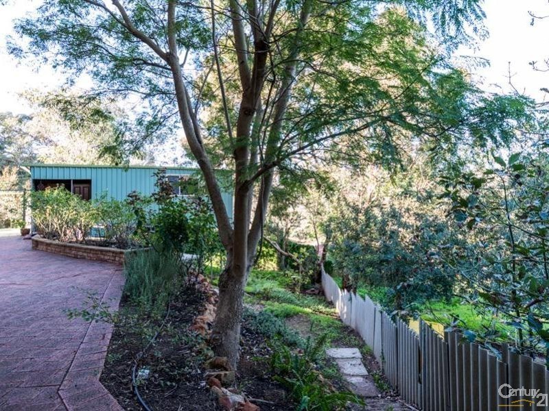 95 Roberts Road, Kelmscott WA 6111