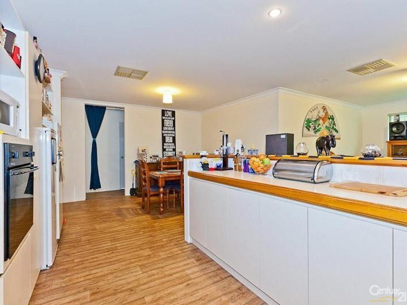 4 Quondong Close, Kenwick WA 6107