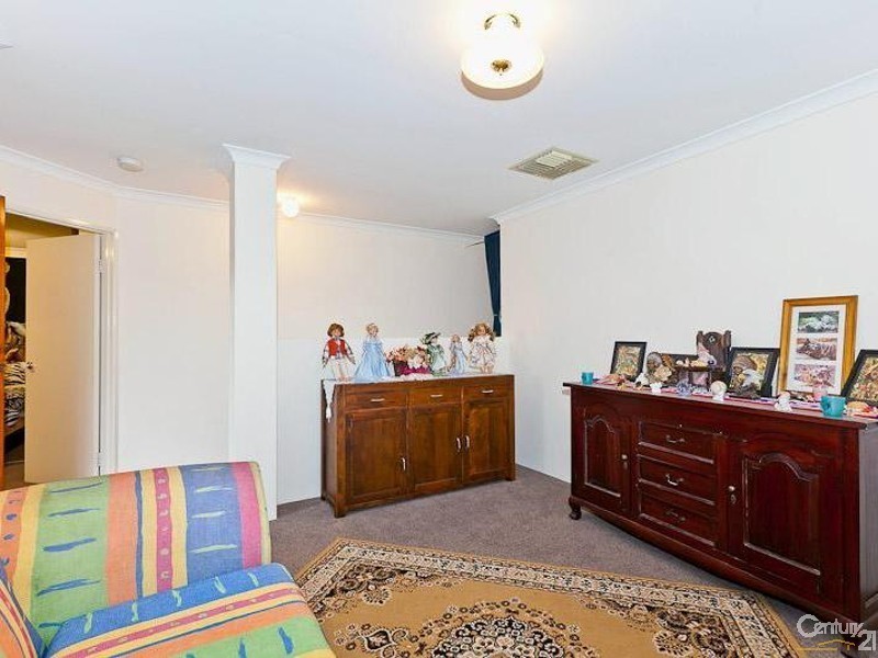 4 Quondong Close, Kenwick WA 6107