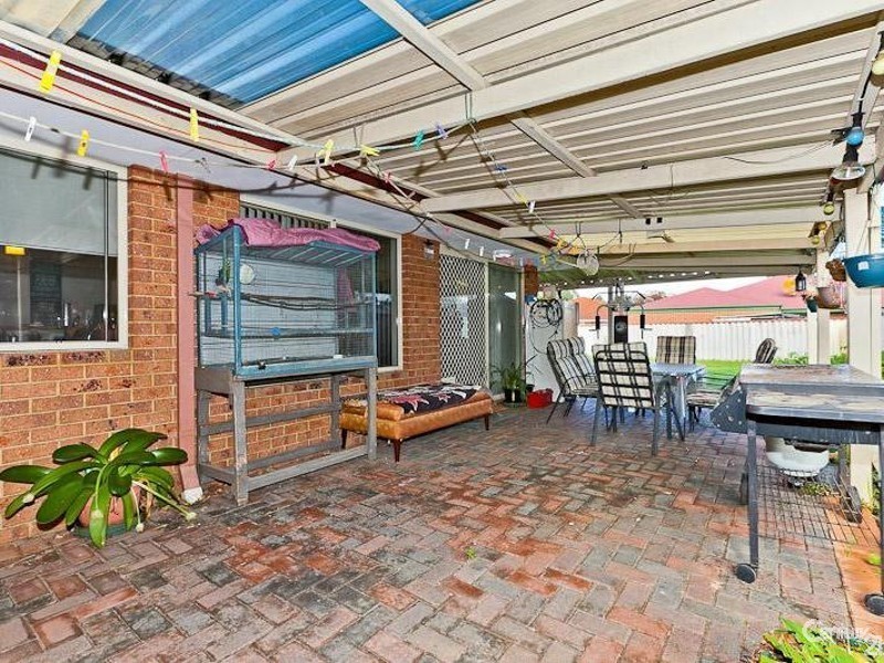 4 Quondong Close, Kenwick WA 6107