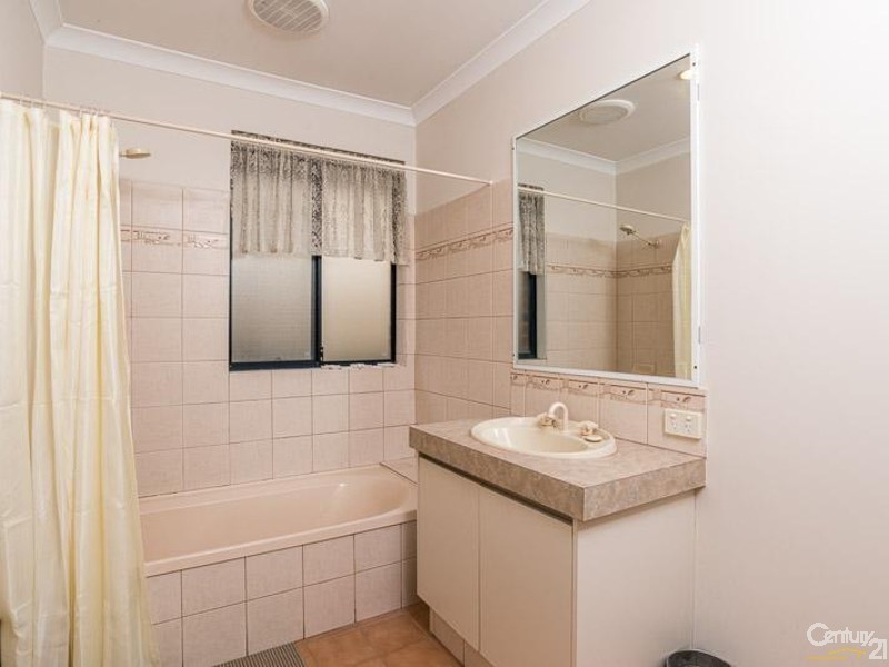 28 Ranunculus Court, Beeliar WA 6164