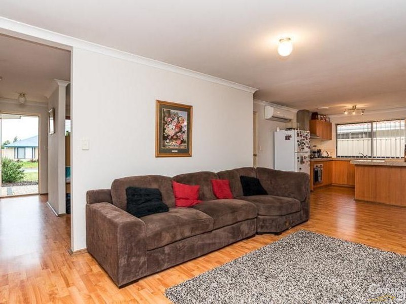 28 Ranunculus Court, Beeliar WA 6164