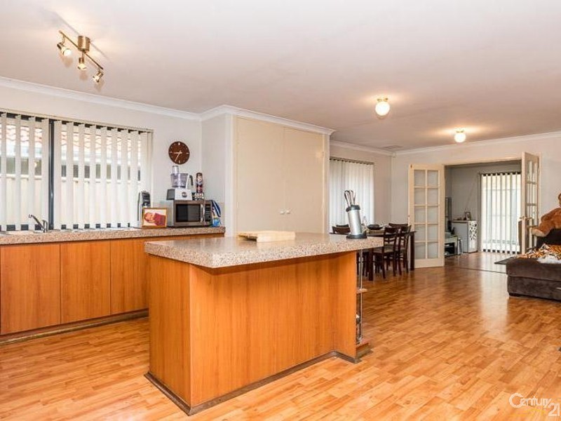 28 Ranunculus Court, Beeliar WA 6164