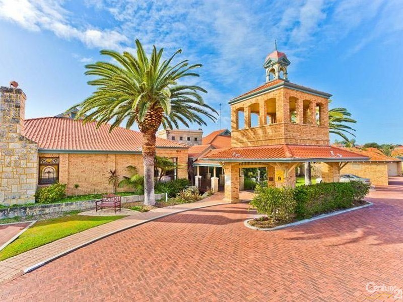 214/177 Dampier Avenue, Kallaroo WA 6025