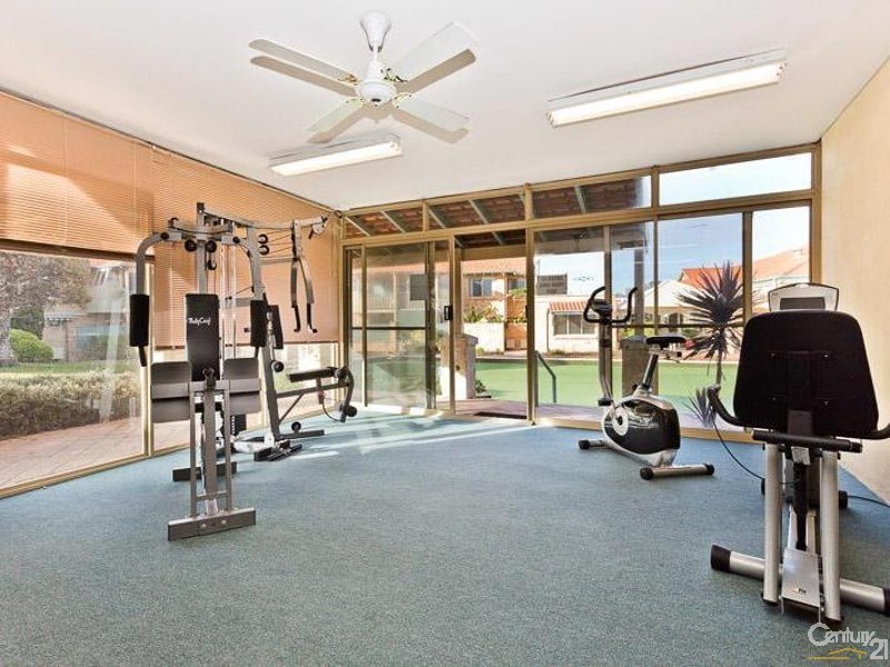 214/177 Dampier Avenue, Kallaroo WA 6025