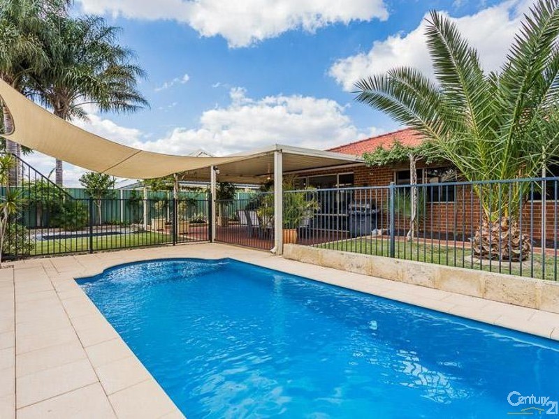 4 Cardiff Loop, Huntingdale WA 6110