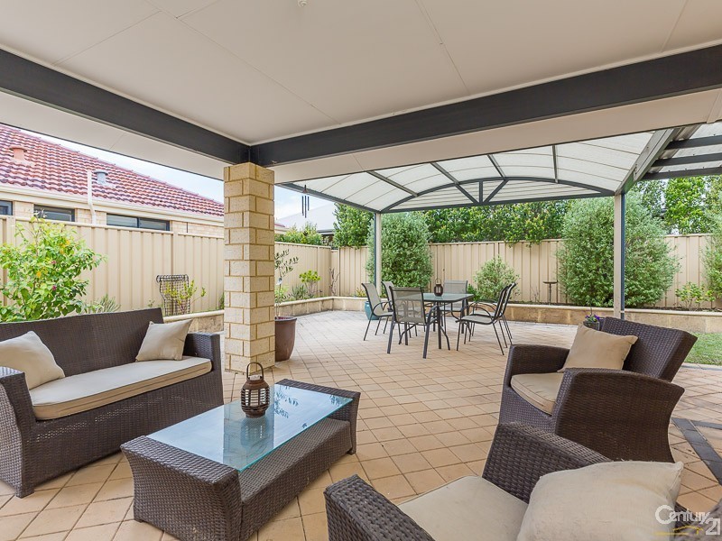 5 Wiltshire Avenue, Thornlie WA 6108