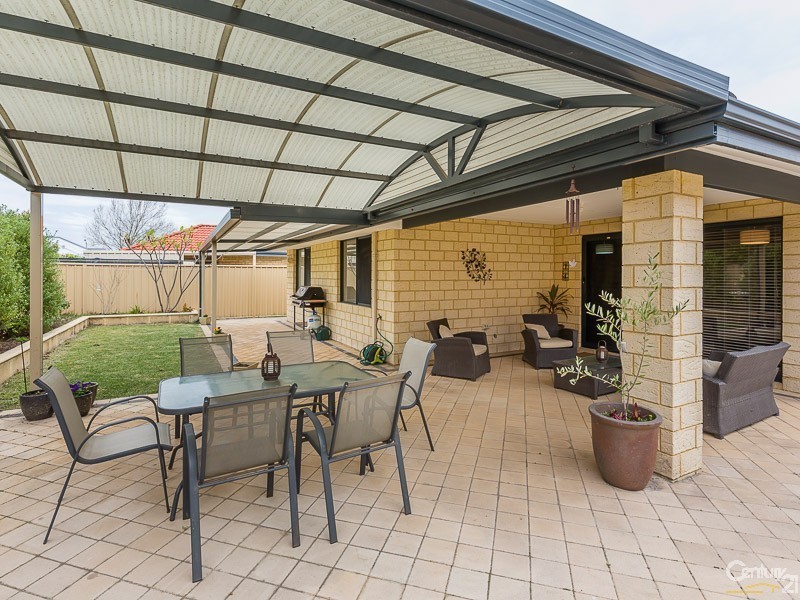 5 Wiltshire Avenue, Thornlie WA 6108