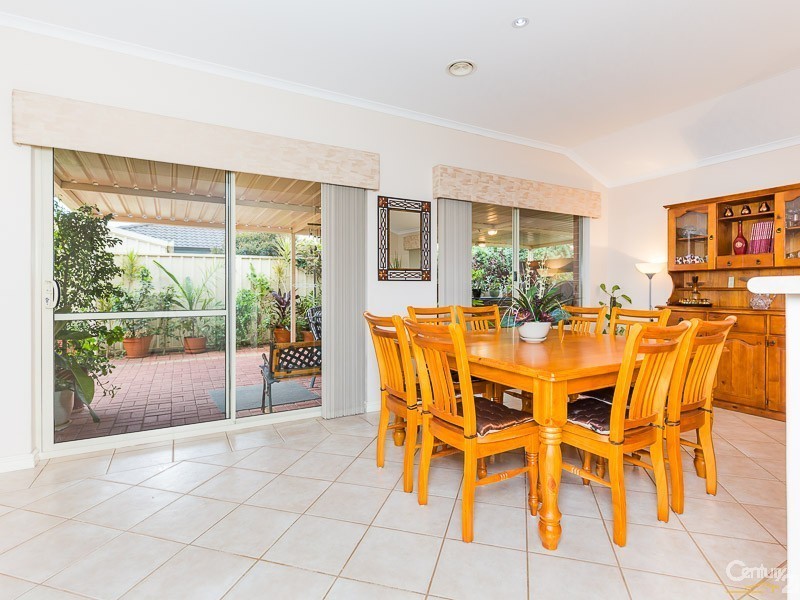 18 Capensia Way, Canning Vale WA 6155