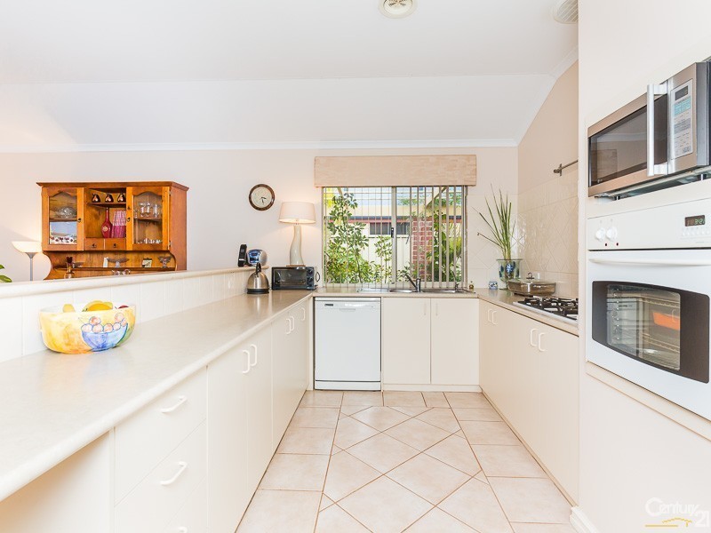 18 Capensia Way, Canning Vale WA 6155