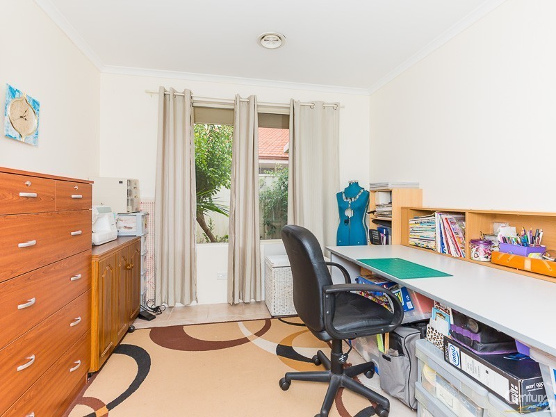 18 Capensia Way, Canning Vale WA 6155
