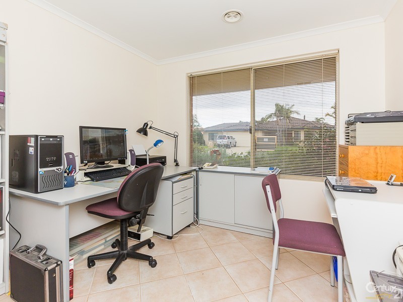 18 Capensia Way, Canning Vale WA 6155