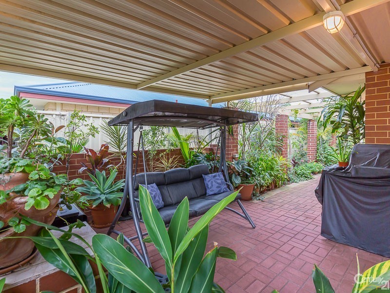 18 Capensia Way, Canning Vale WA 6155