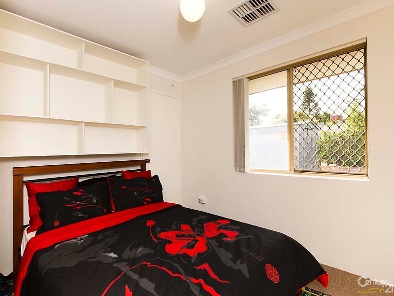 1 Cobia Rise, Warnbro WA 6169