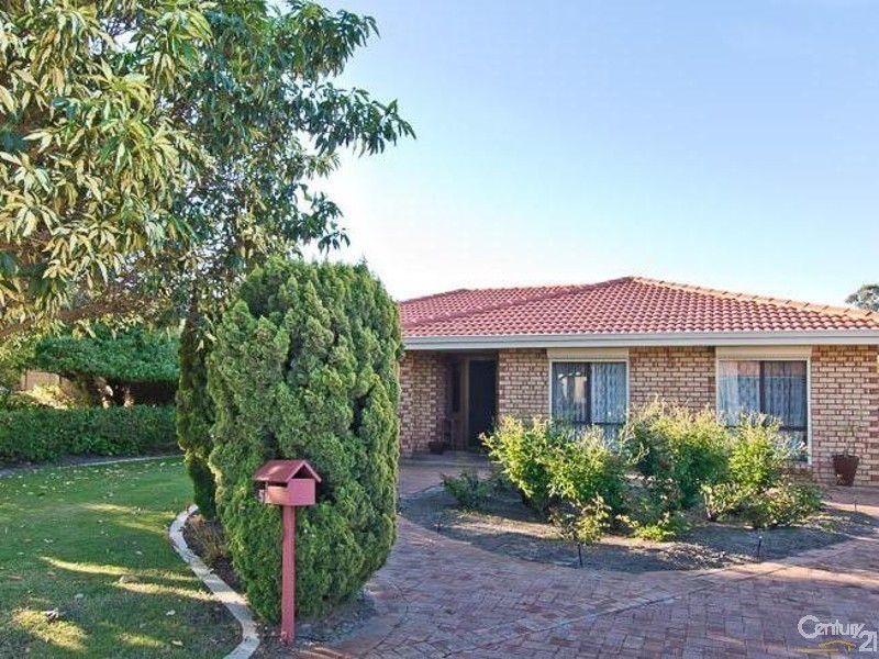 5 Castle Court, Thornlie WA 6108