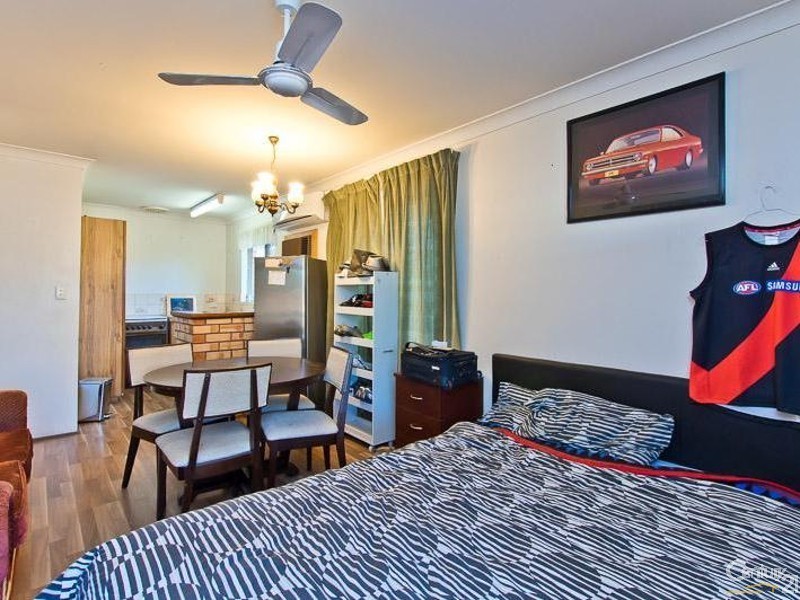 5 Castle Court, Thornlie WA 6108