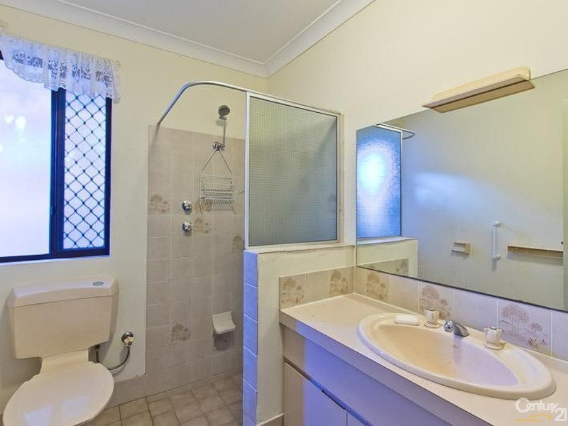 5 Castle Court, Thornlie WA 6108