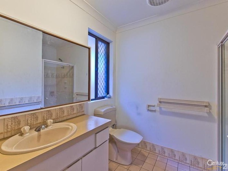 5 Castle Court, Thornlie WA 6108