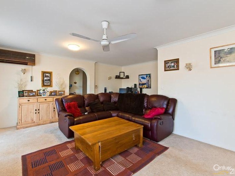 5 Castle Court, Thornlie WA 6108