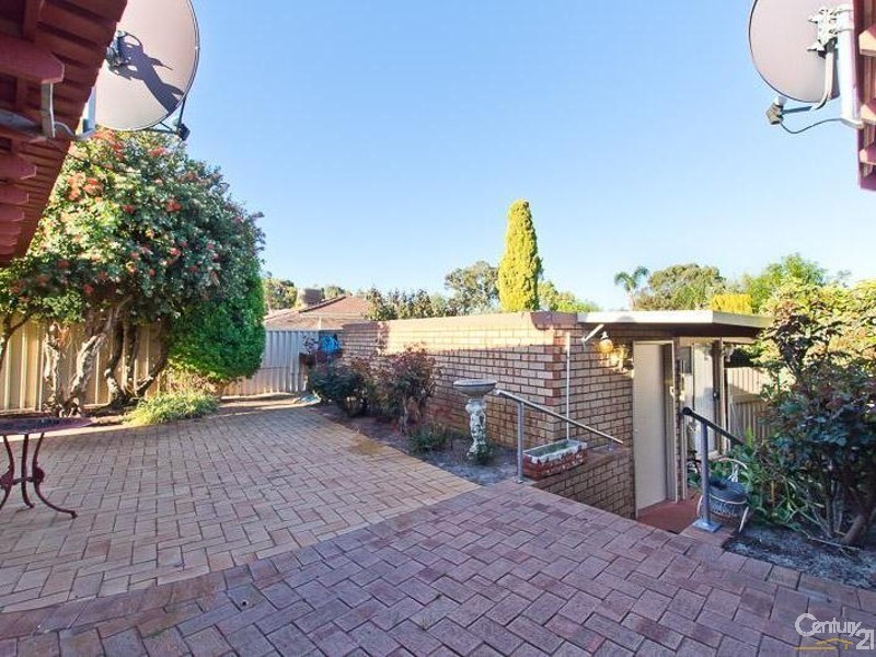 5 Castle Court, Thornlie WA 6108