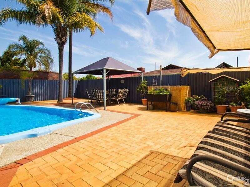 45 Matthew Way, Thornlie WA 6108