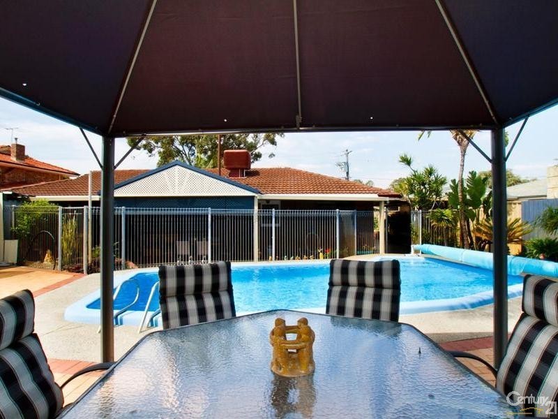 45 Matthew Way, Thornlie WA 6108