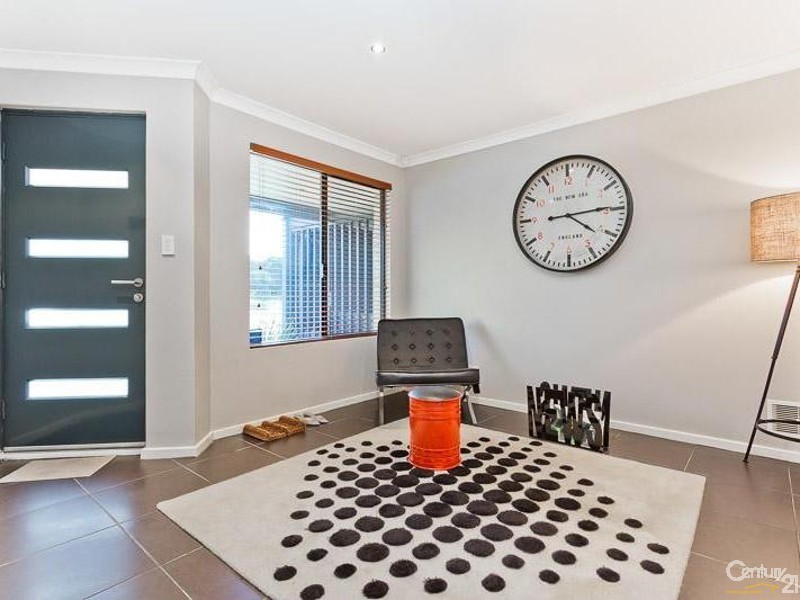 104 Gay Street, Huntingdale WA 6110