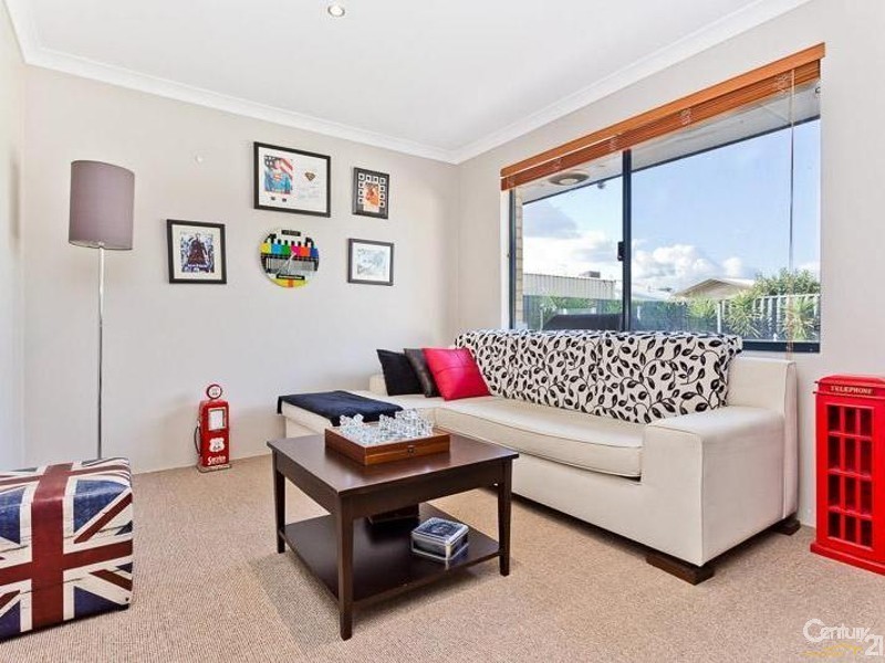 104 Gay Street, Huntingdale WA 6110