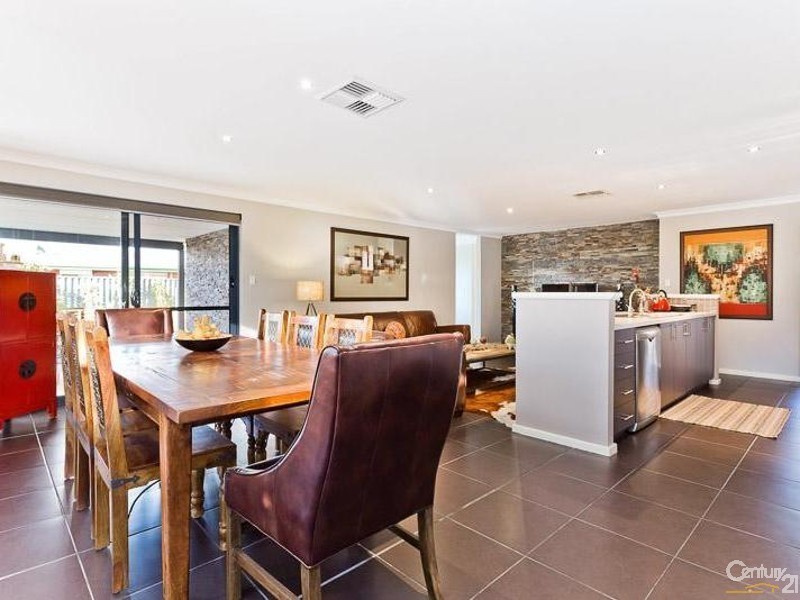 104 Gay Street, Huntingdale WA 6110