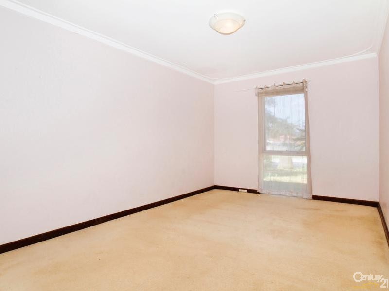 7 Lantana Way, Camillo WA 6111