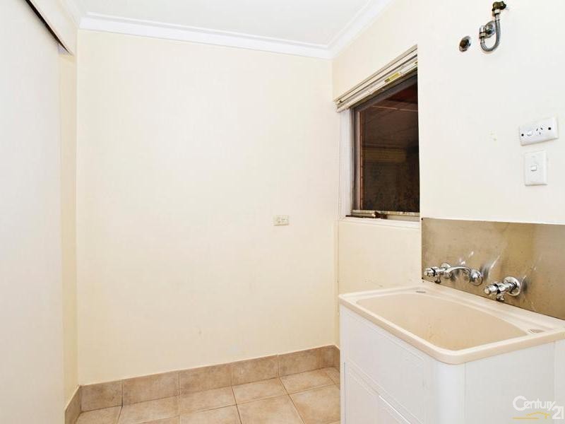 7 Lantana Way, Camillo WA 6111