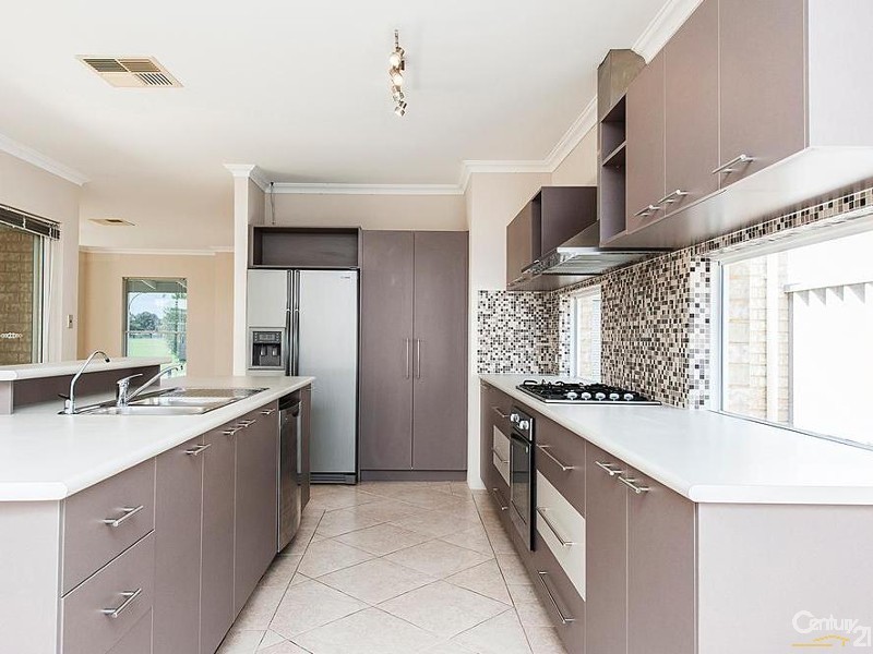 36 Merrimac Loop, Rockingham WA 6168