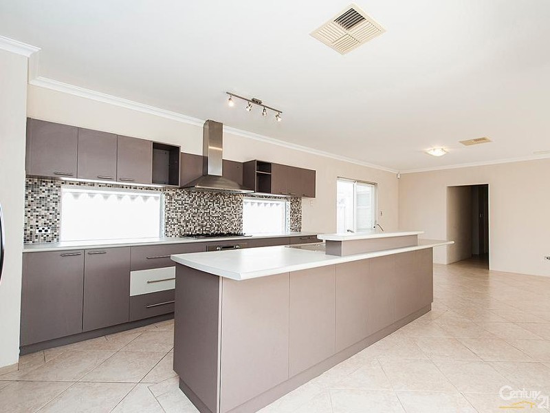 36 Merrimac Loop, Rockingham WA 6168